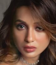 Mimi Chakraborty